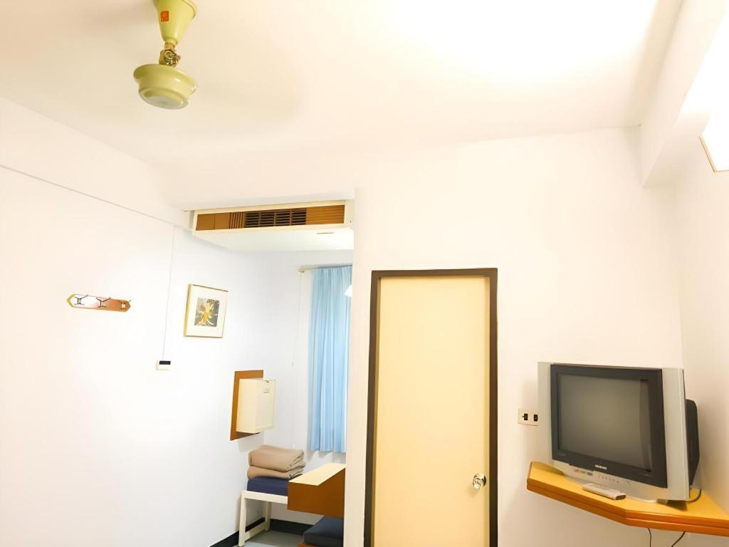 New Siam Guest House Bangkok Exterior photo