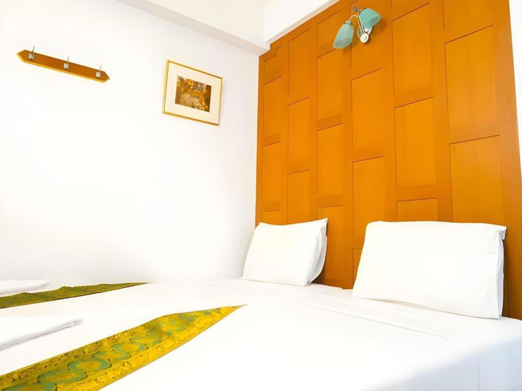 New Siam Guest House Bangkok Exterior photo