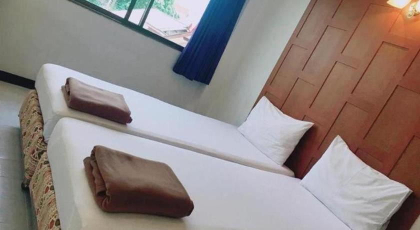 New Siam Guest House Bangkok Exterior photo
